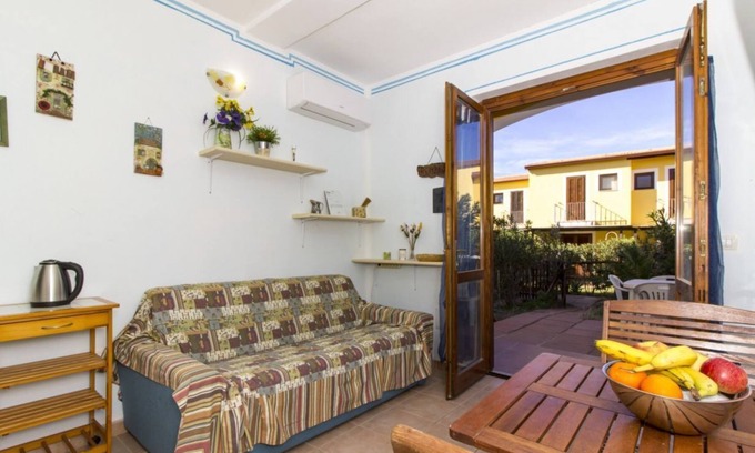 Pirotto Li Frati Apartamento | Bonito y acogedor apartamento x4, ubicado a solo 500m de la playa de Baia delle Mimose.