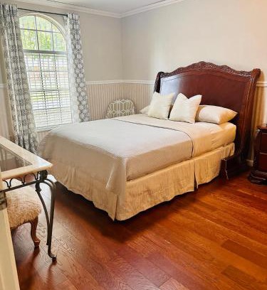 Wake Village Casa | Nice and peaceful bedroom