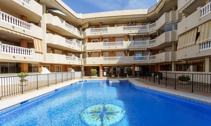 Torre de Benagalbon Apartamento | Bonito Apartamento Junto al Mar