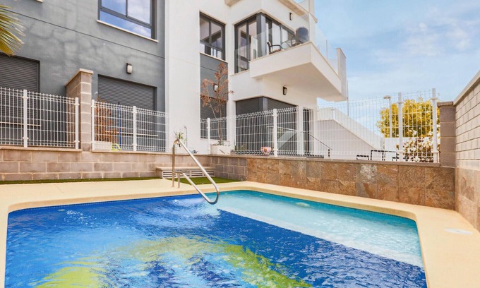 Pilar de la Horadada Apartamento | Nice apartment in Pilar de la Horadada