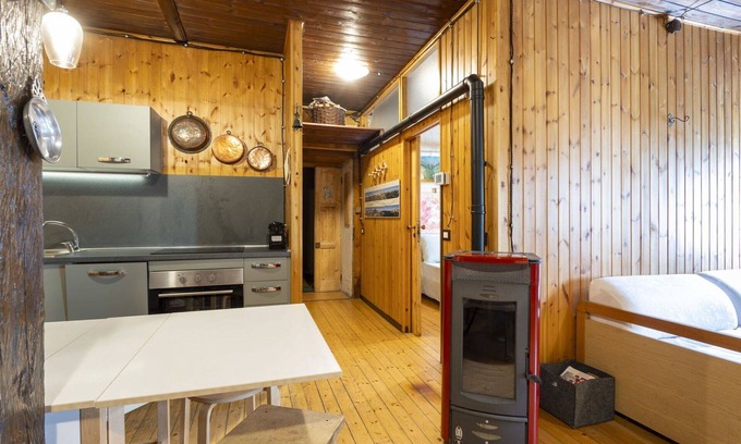 Campodolcino Apartamento | Hermoso apartamento para 4 personas con WIFI, TV, mascotas permitida y aparcamiento