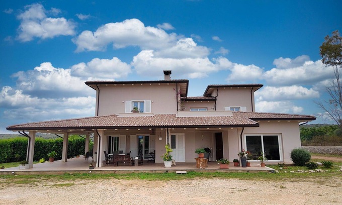 San Corrado di Fuori Apartamento | Precioso apartamento para 2 personas con A/C, WIFI, TV, terraza y aparcamiento
