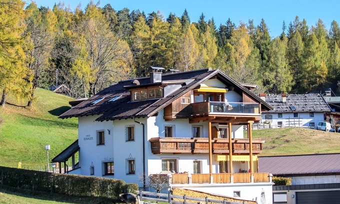 Mosern Apartamento | Precioso apartamento con WIFI, TV, terraza, mascotas permitida, vista panorámica y aparcamiento
