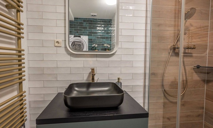 Jachymov Apartamento | Acogedor apartamento para 4 personas con WIFI, TV, mascotas permitida y aparcamiento