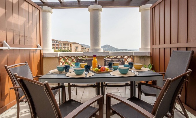 Le Dramont Apartamento | Nice apartment for 6 guests with WIFI, pool, TV, terrace and pets allowed