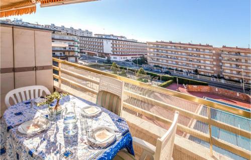 Blanes Apartamento | Nice Apartment In Blanes With Kitchen