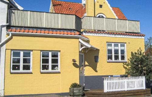 Gudhjem Apartamento | Nice Apartment In Gudhjem With Wifi