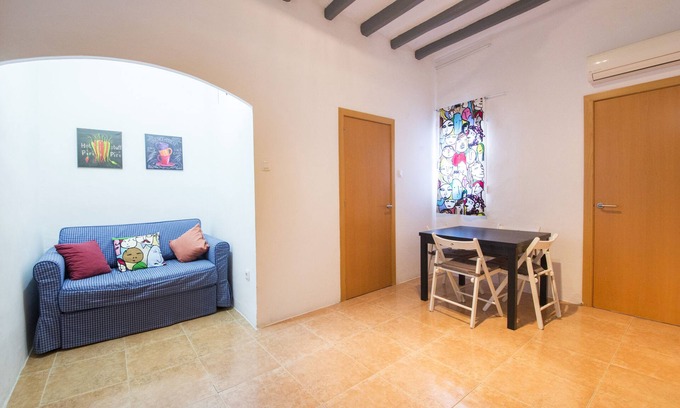 Reus Condominio | Bonito piso en pleno centro histórico y comercial de Reus.