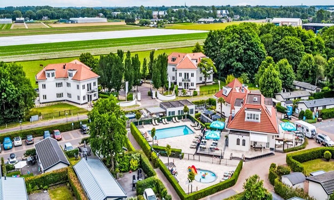 Municipality of Noordwijk Casa | Precioso apartamento en villa para 4 personas con WIFI, piscina, TV, terraza y aparcamiento