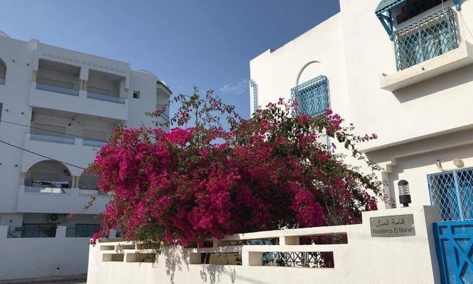 Mrezga Casa | Bonito apartamento en el norte de Hammamet con terraza.