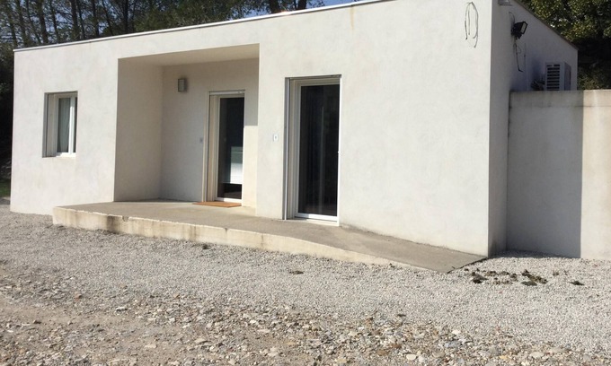 Garrigues Casa | Bonito mazet de estilo contemporáneo ubicado en el corazón de la naturaleza,