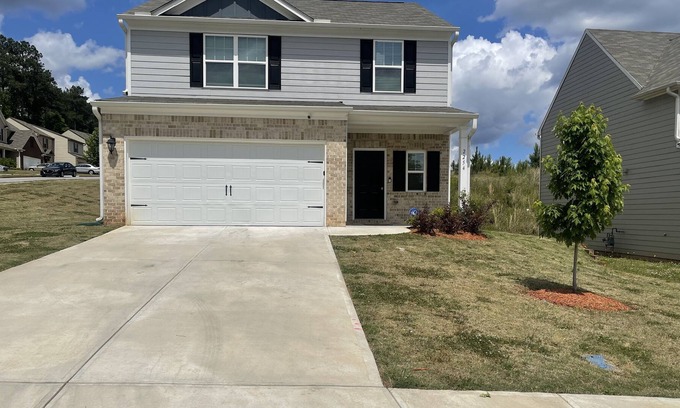Jonesboro Casa | Nice family home Twobedrooms 1.5 bath! Futon Bed.Quiet community