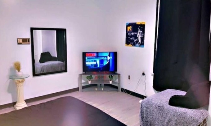 CUF Apartamento | Nice first floor apt #1 in downtown Cincinnati.