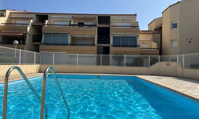 Marseillan Plage Apartamento | Nice flat in a residence with a pool