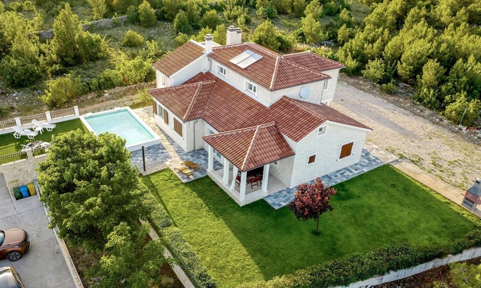 Sibenik Casa | Bonita casa en Dubrava, cerca de.