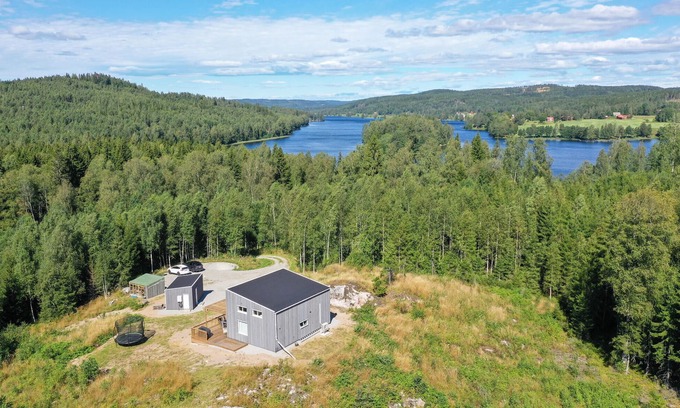 Mangskog Casa | Nice home in åstenäs with WiFi