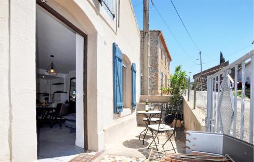 Bizanet Casa | Nice Home In Bizanet With Kitchen