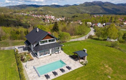 Fuzine Casa | Nice Home In Fuzine With Sauna