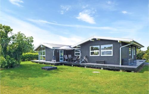Bønnerup Strand Casa | Nice Home In Glesborg With Kitchen