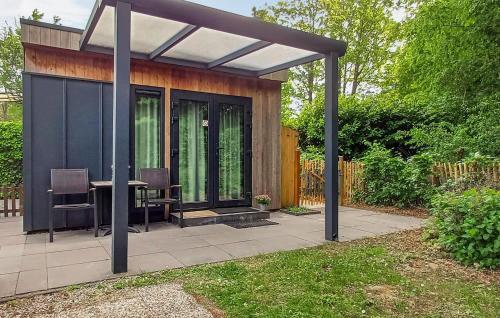 Heinkenszand Casa | Nice Home In Heinkenszand With Wifi