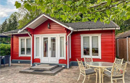 Heinkenszand Casa | Nice Home In Heinkenszand With Sauna