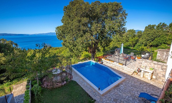 Maracici Casa | Bonita casa en Kostrena con WiFi
