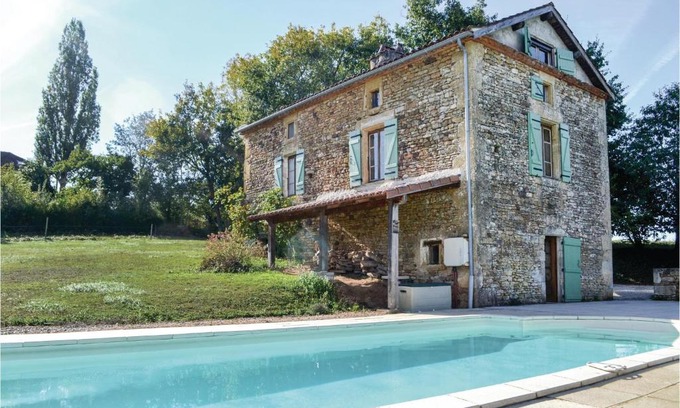 Loubejac Casa | Nice Home In Le Pouget With 3 Bedrooms, Private Swimming Pool And Outdoor Swimming Pool