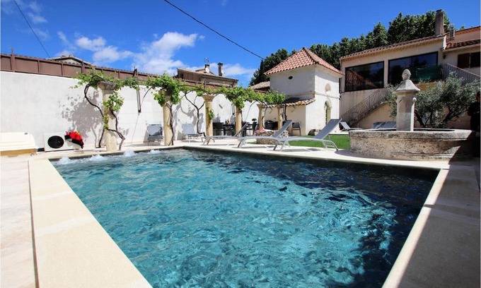 Rochefort-du-Gard Casa | Nice Home In Rochefort-Du-Gard