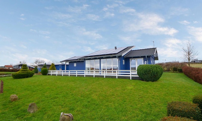 Ronde Casa | Hermosa casa en Rønde con vista al mar