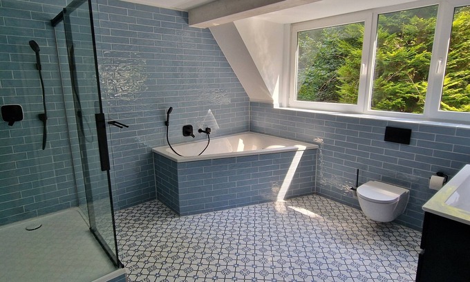 Bredeney Casa | Nice Home Surrounded by Nature with Whirlpool & 3 Bedrooms Near Fairtrade Essen
