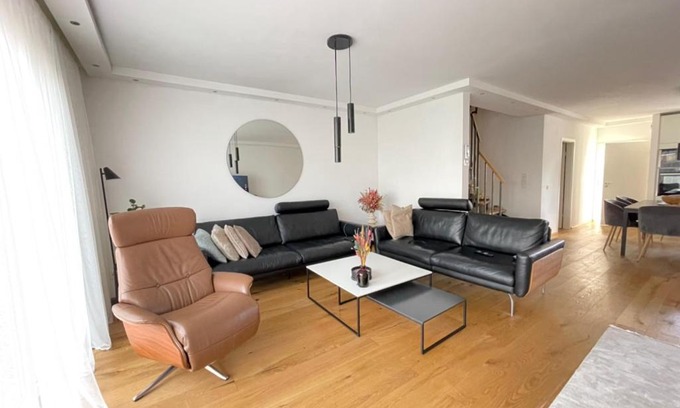 Stocken Apartamento | Nice House, 5 rooms, garden, free parking, SmartTV
