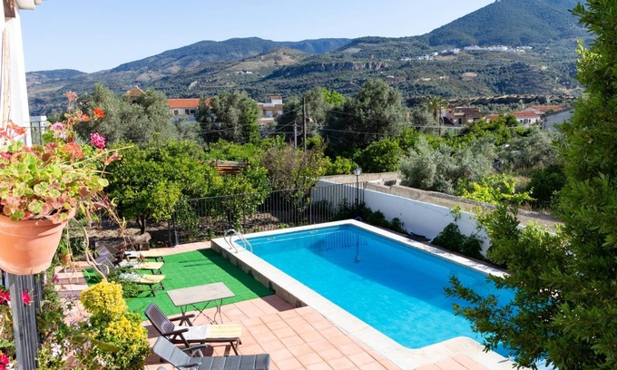 Beznar Cabaña | Bonita casa con terraza y piscina privada