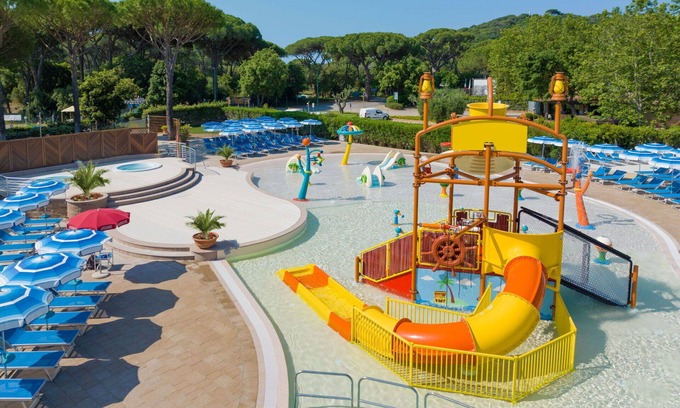Le Rocchette Casa | Hermoso apartamento en villa para 5 personas con WIFI, piscina, A/C, TV, patio y aparcamiento