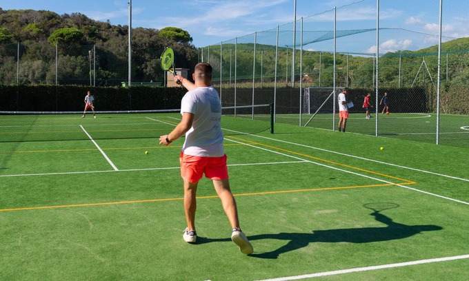 Le Rocchette Casa | Bonito apartamento en villa para 4 personas con A/C, piscina, WIFI, TV, terraza y aparcamiento
