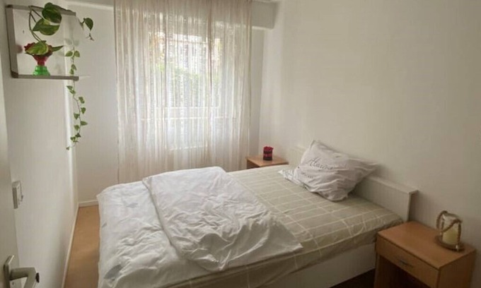 Nymphenburg Apartamento | Nice little two room apartment in Nymphenburg