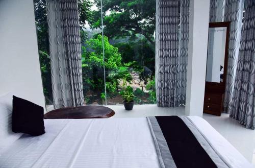 Sirimalwatta Hotel | Nice Place Kandy