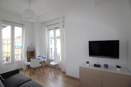 Lepante Quarter Apartamento | Nice Renting - NOTRE DAME - Cosy Loft Perfect View on the roofs