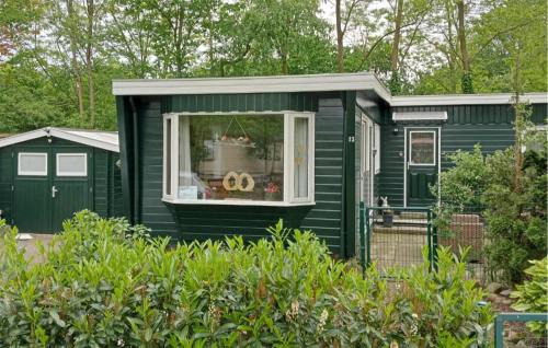 Reutum Otro | Nice StaCaravan In Reutum With Wifi