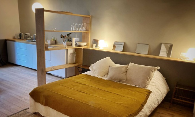 Cluny Apartamento | Nice studio in the historic center with garden