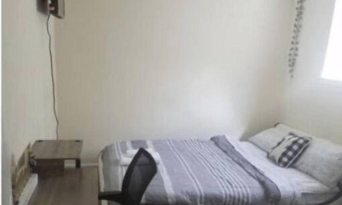 Forest Glen Apartamento | Nice sunny basement apartment 5mins to HCHospital