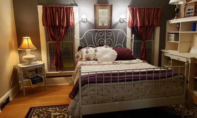 Mount Clemens Apartamento | Bonito piso superior con 1 dormitorio grande