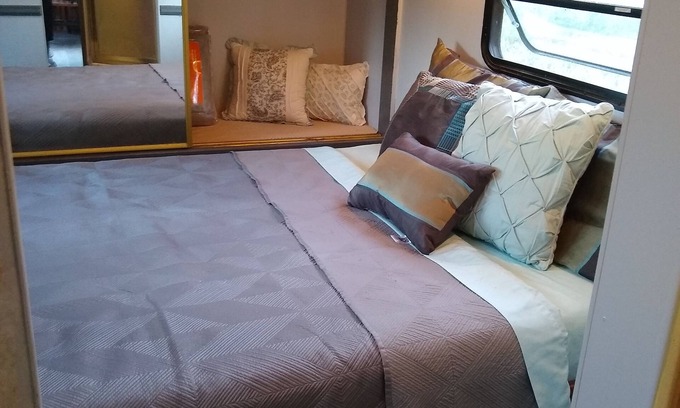Ronan Casa | Nicely remodeled camp trailer five minutes drive from Flathead Lake