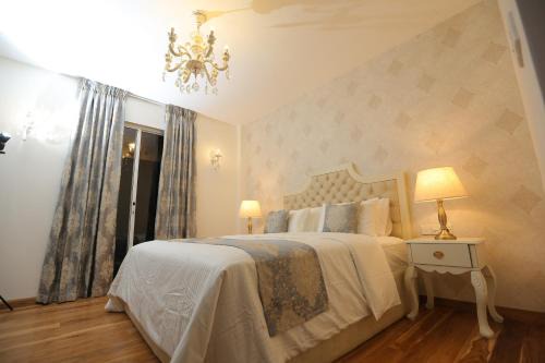 Katukitula Casa | Nicholas Cottage