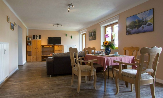 Bischofswiesen Apartamento | Apartamento para no fumadores para 2 personas, aproximadamente 56 m², dormitorio, cocina, balcón