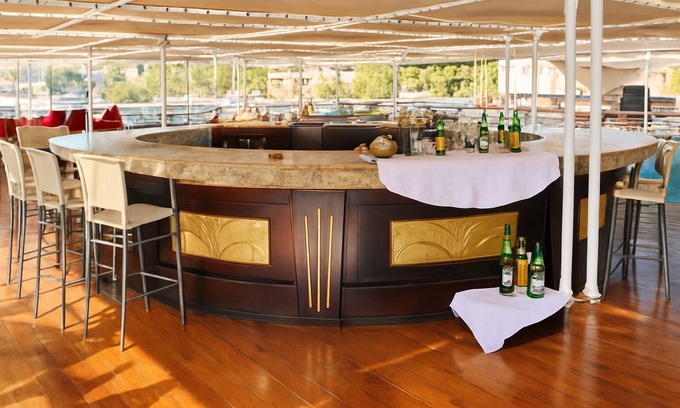 Aswan Alquiler De Eote | Nile Cruise Queen Tiyi every Friday from Aswan 3 nights and every Monday from Luxor 4 nights