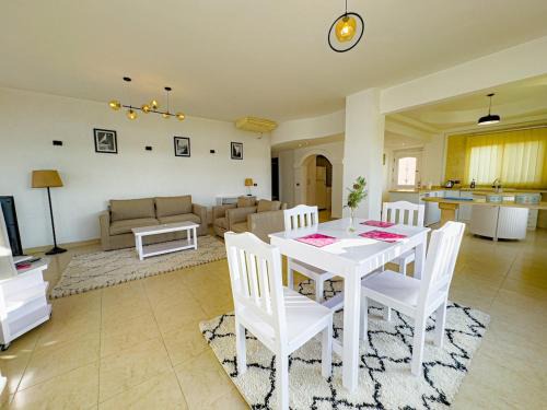 Luxor Apartamento | Nile-Front Panoramic Apartment