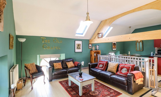 Birchover Cabaña | NINE LADIES, family friendly, character holiday cottage in Birchover