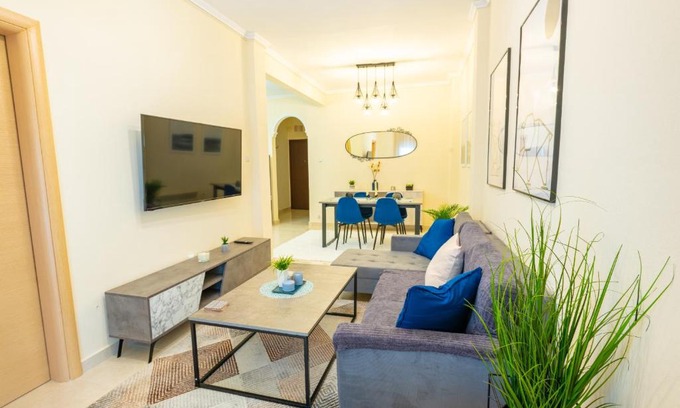 Thessaloniki Apartamento | Niovi Stylish Apt - Walk to Promenade - 500 Mbps