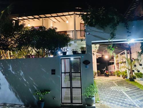 Kamburugamuwa Casa | Niro Home Kamburugamuwa