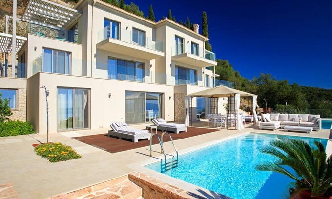 Katavolos Villa | Nissaki View - Ocho Habitaciones Villa, Capacidad 14